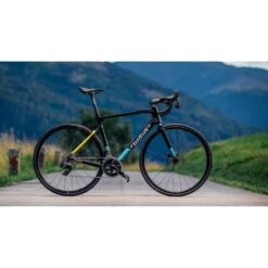 Bici Da Corsa In Carbonio WILIER Garda DISC SHIMANO 105 Di2 12v Ruote Carbon 11 Bici Da Corsa In Carbonio WILIER Garda DISC SHIMANO 105 Di2 12v Ruote Carbon -Vendite SRAM bici da corsa in carbonio wilier garda shimano 105 di2 12v 1 2