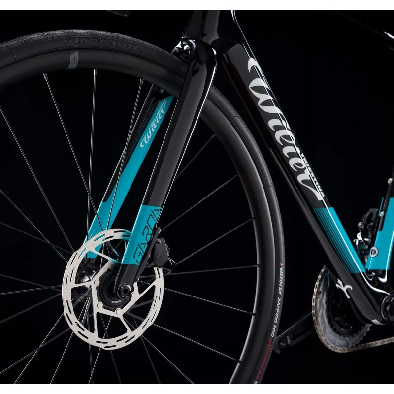 Bici Da Corsa In Carbonio WILIER Garda DISC SHIMANO 105 Di2 12v Ruote Carbon 9 Bici Da Corsa In Carbonio WILIER Garda DISC SHIMANO 105 Di2 12v Ruote Carbon - immagine 9