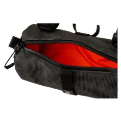 Borsa Bikepacking Al Manubrio AGU VENTURE ROLL 1,5 Litri Hi-Vis 10 Borsa Bikepacking Al Manubrio AGU VENTURE ROLL 1,5 Litri Hi-Vis -Vendite SRAM borsa bikepacking al manubrio agu venture roll 15 litri hi vis 4