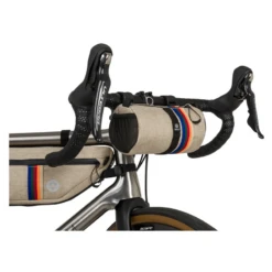 Borsa Bikepacking Al Manubrio AGU VENTURE ROLL 1,5 Litri Vintage 9 Borsa Bikepacking Al Manubrio AGU VENTURE ROLL 1,5 Litri Vintage -Vendite SRAM borsa bikepacking al manubrio agu venture roll 15 litri vintage 4